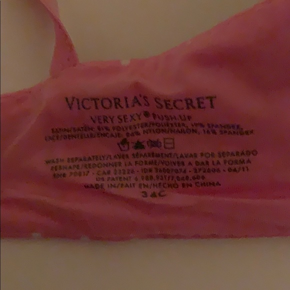 VS VERY SEXY PUSH-UP . 34C - Picture 3 of 3